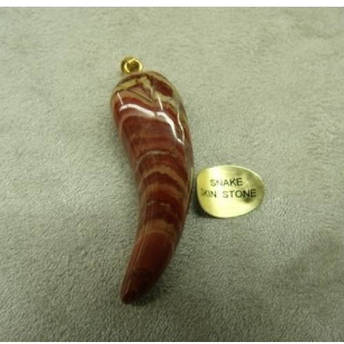Pendentif motif dent- snake skin stone ,longueur : 4cm / epaisseur : 14mm