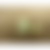 Pendentif motif pierre- new jade ,hauteur: 2 cm / largeur 1,5 cm / epaisseur: 1,5 cm