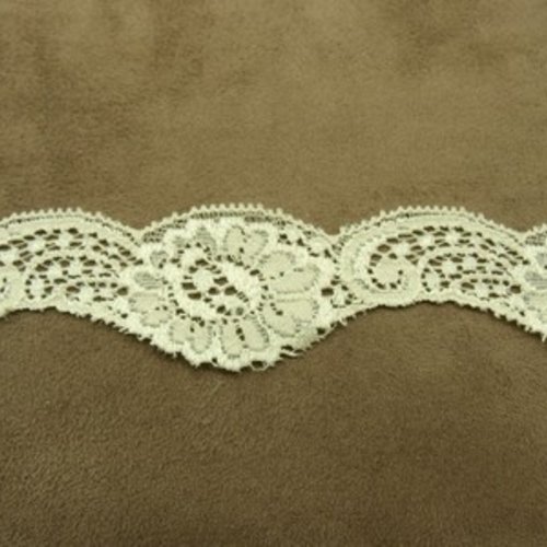 Dentelle de calais surbrodée stretch beige clair 3.5 cm