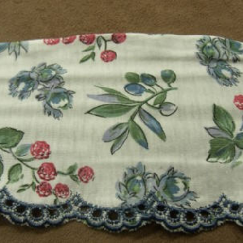 Broderie , sur jersey de coton, 9 cm, motif fleuri 