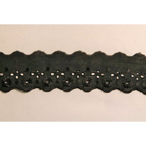 Broderie anglaise coton noire, 5 cm