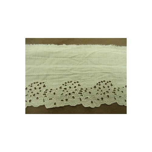 Broderie anglaise vintage coton écru,11 cm