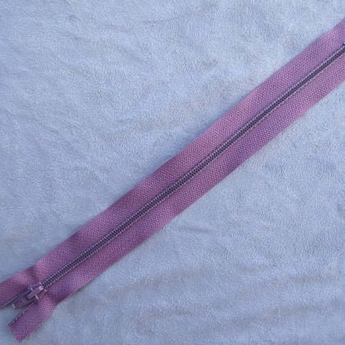 Fermeture a glissière  vieux rose  ,20 cm