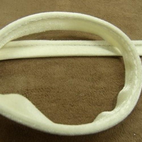 Ruban /biais passepoil velours blanc cassée,1 cm