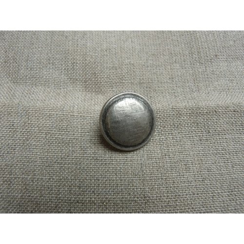 Bouton à queue métal argent vieilli, de belle qualité,18 mm