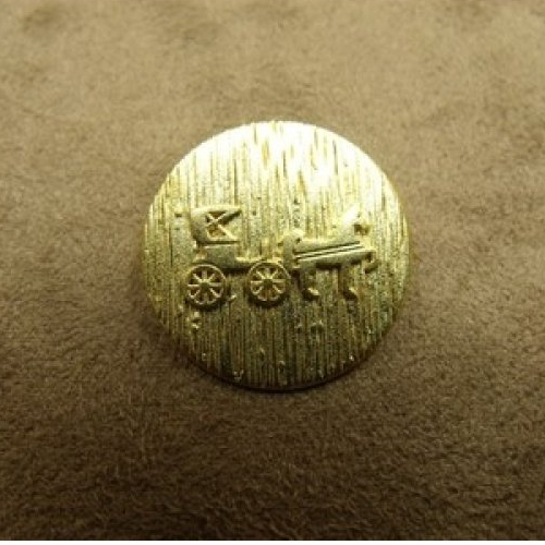 Bouton a queue metalique motif: caleche- or,de belle qualité,22 mm