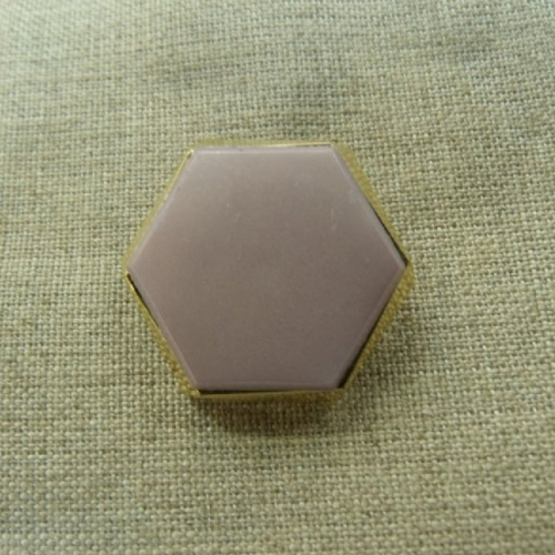Bouton hexagonale acrylique garni métal à queue parme et or ,de belle qualité,25 mm