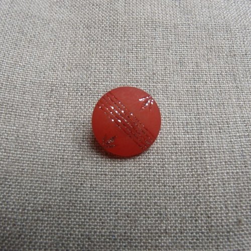 Bouton acrylique rouge pailleté argent,à queue,15 mm, de belle qualité