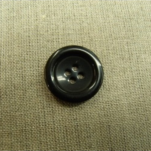 Bouton a 4 trous acrylique noir ,de belle qualité,22 mm