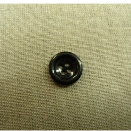 Bouton a 4 trous acrylique noir ,de belle qualité,15 mm