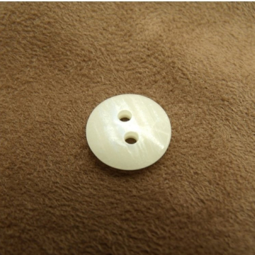 Bouton acrylique blanc cassé à 2 trous,14 mm,de belle qualité,vendu par 6