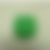 Bouton carre acrylique a queue vert,20 mm,de belle qualité