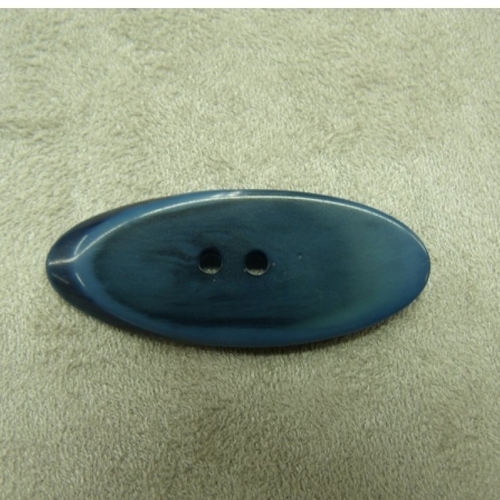 Bouton/ buchette à 2 trous bleu fonce,longueur: 4,5 cm / largeur: 1,7 cm