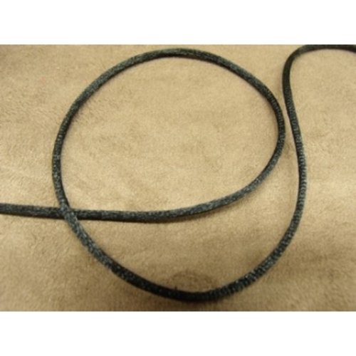 Ruban queue de rat noir legerement satine ,2.5 mm, vendu par 3 mètres / soit 1.20€ le mètre