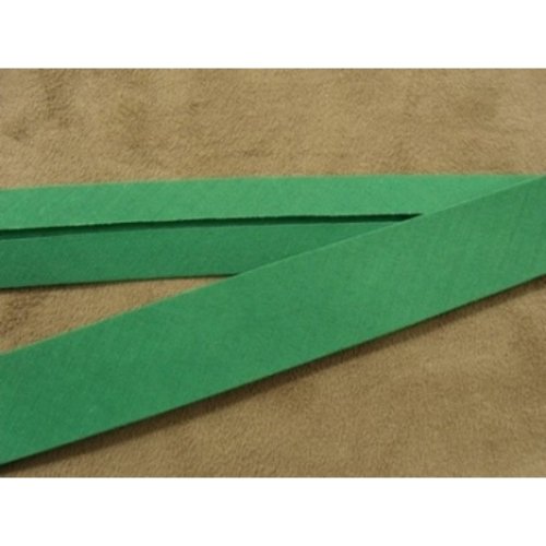 Promotion ruban biais- 20 mm interieur /10 - 10 mm- coton-vert gazon, vendu par 5 metres /soit 0.75€ le metre