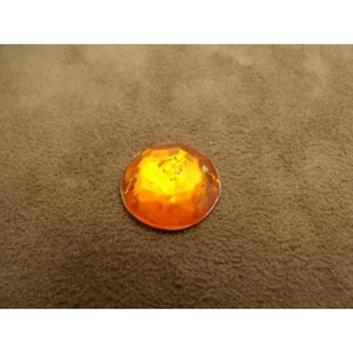 Promotion strass rond orange,18 mm, vendu par 25 strass / soit 0.22 cts