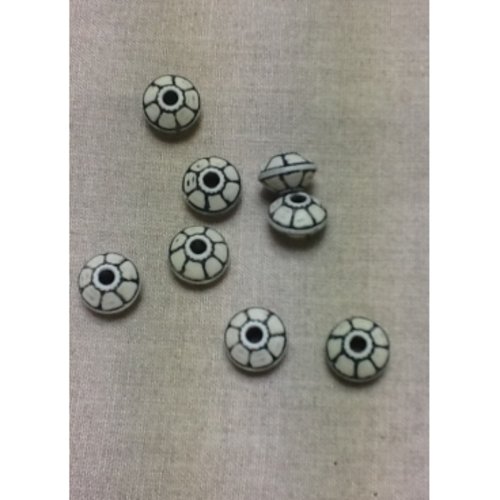Perles plate beige diamètre 15 mm sur hauteur : 10 mm ,vendu par 10