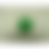Bouton acrylique a queue motif petite fleur- verte,18 mm,très tendance