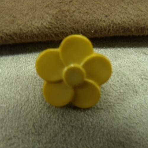 Bouton acrylique à queue motif petite fleur jaune,18 mm,très tendance