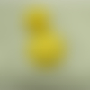 Bouton acrylique composé sur fond jaune,22 mm,de belle qualité