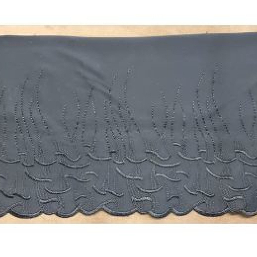 Nouvelle dentelle / broderie de  calais noire, 19 cm, de fabrication française