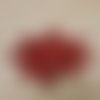 Ecusson paillette perle rouge motif etoile, largeur 8 cm