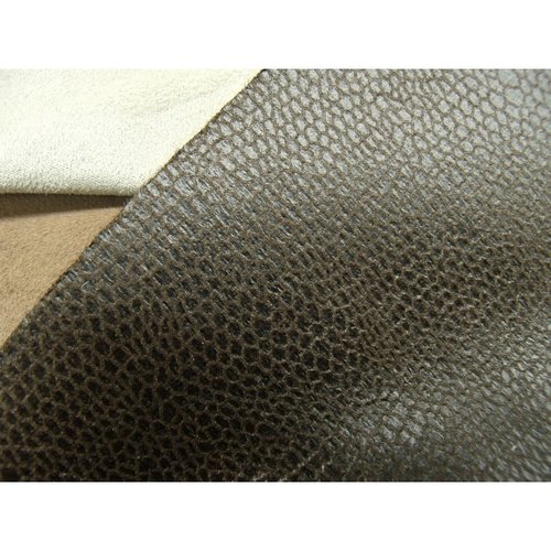 Tissu skaï simili cuir -marron facon croco,largeur : 145cm