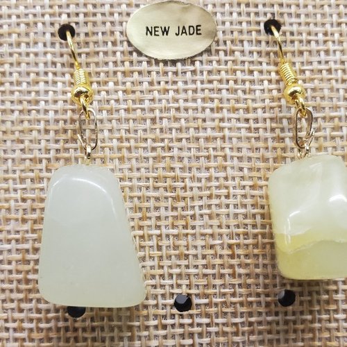 Joli paire de boucle d'oreille en pierre semi précieuse en forme diverses new jade