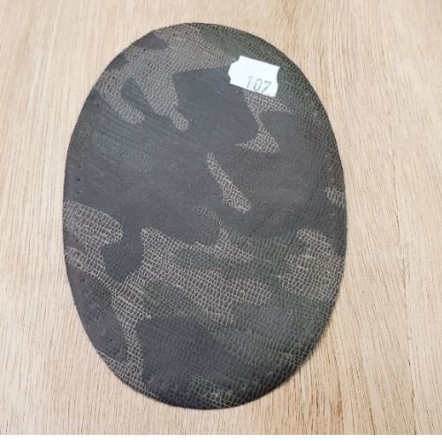 Coudiere camouflage skai immitation serpent  taille moyenne: 13,5cm / largeur 9,5cm