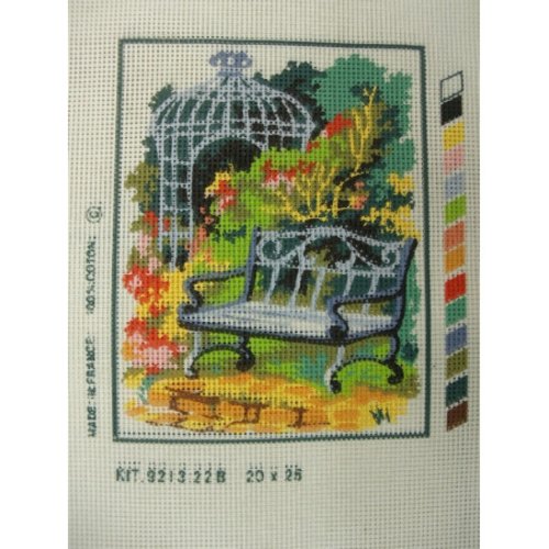 Canevas motif romance banc cage et fleurs20x25 cm