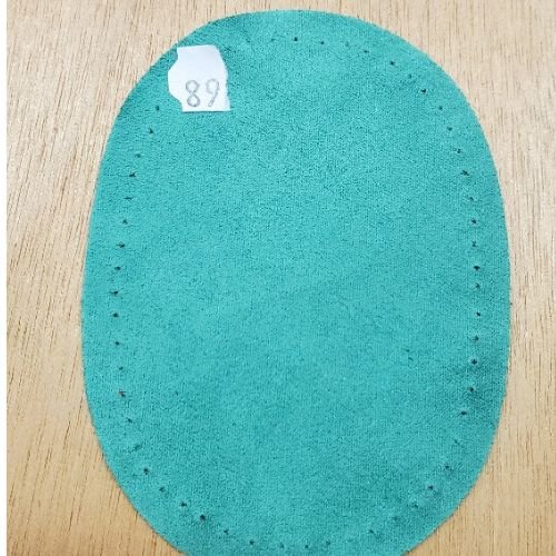 Petite coudiere simili daim vert largeur 7,5 cm /hauteur 10 cm