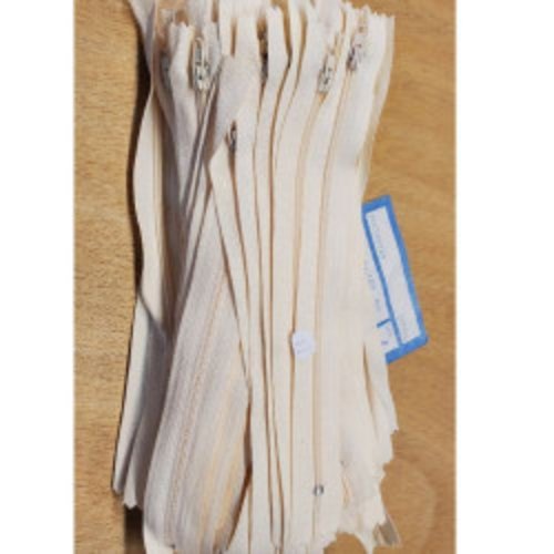 Lot de 100 fermeture a glissiere beige clair 20 cm