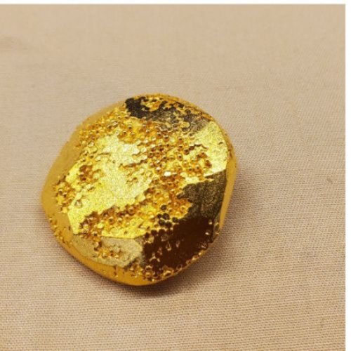 Bouton/ bijoux métal doré 33 mm