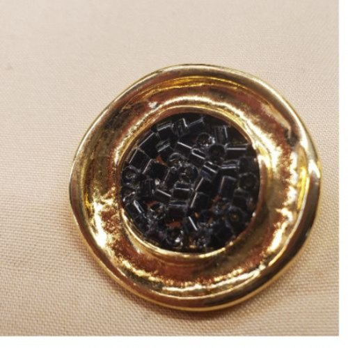 Bouton bijou en métal doré incrusté de perles en rocaille noir 30 mm