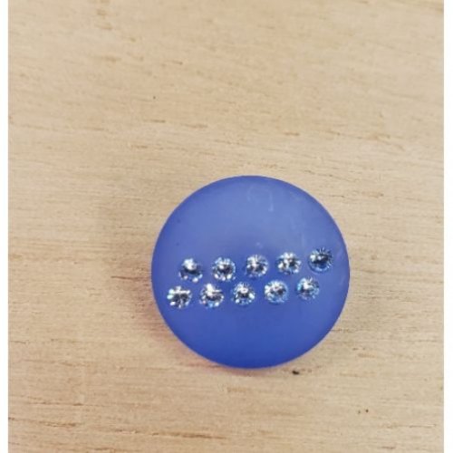 Bouton à coudre incrusté de petits strass bleu 15 mm