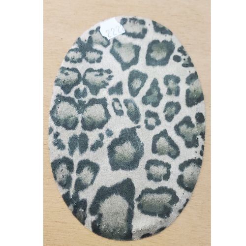 Coudières effet suédine beige imprimé léopard vert/gris – 13,5 x 9,5 cm – vendues par paire