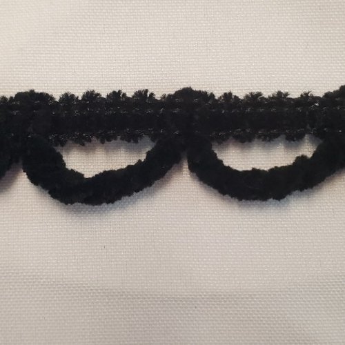 Ruban fantaisie velours à festons noir 23 mm