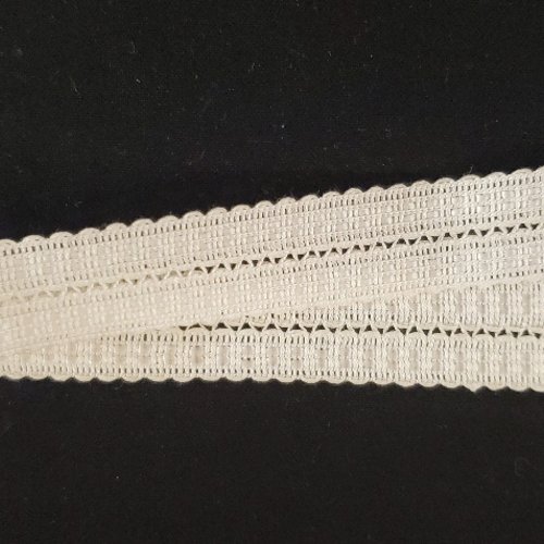 Ruban fantaisie tressé blanc irisé 15 mm