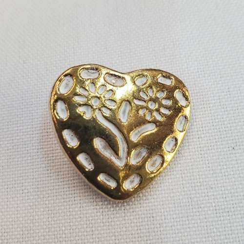 Lot de 6 bouton bijou acrylique cœur doré & émail blanc – 25 mm