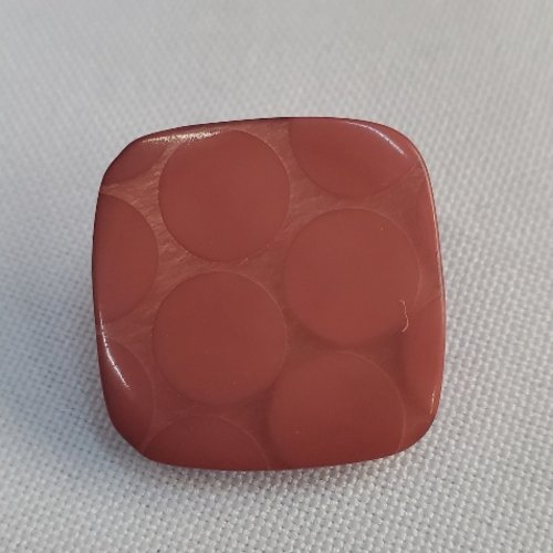 Bouton acrylique carré pois - brique - 24 mm