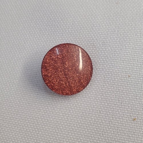 Bouton acrylique rond à queue - saumon nacré - 15 mm