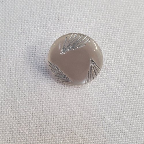 Bouton bijou "graphique" - nacré & triangles argent - 15 mm