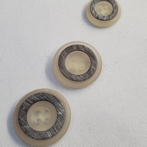 Bouton acrylique "liseré marbré" - bicolore - 3 tailles