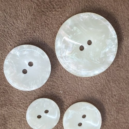 Bouton acrylique "- effet nacré - multi-tailles