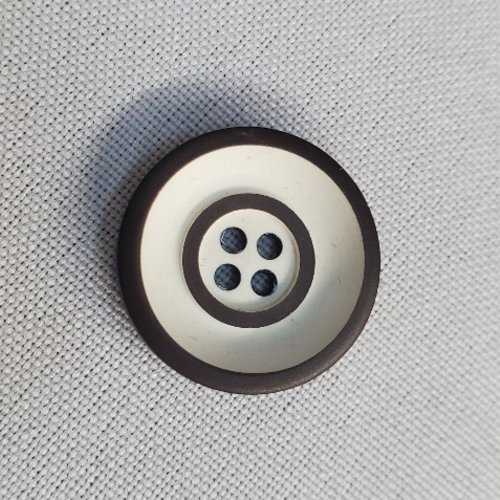 Bouton acrylique "cible" - marron & blanc - 22 mm