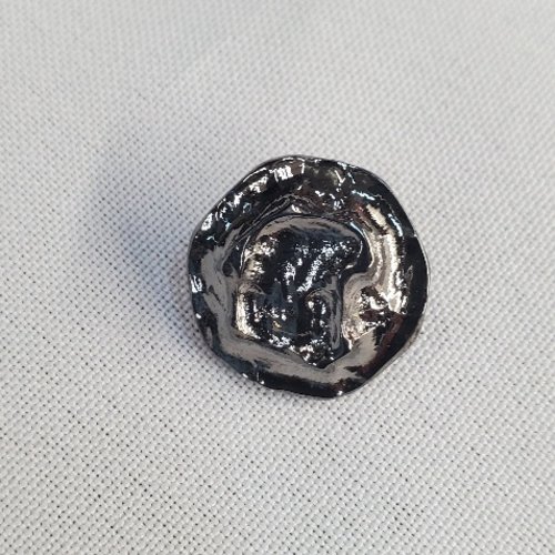 Bouton bijou métal - aspect martelé - 20 mm