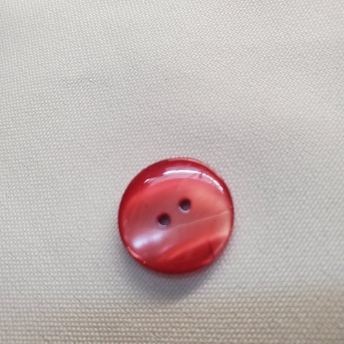 Bouton nacre éclatante – 20 mm – rouge passion