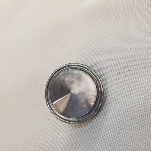 Bouton à queue nacre – 22,5 mm – éclat stellaire