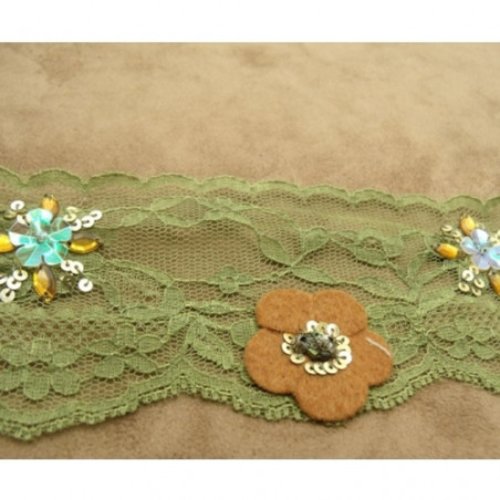 Lot 13,80 m dentelle de luxe – fleurs 3d, strass & perles – 6 cm