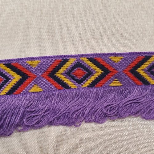 Lot 25m ruban frange style western – 35 mm – violet & motifs géométriques